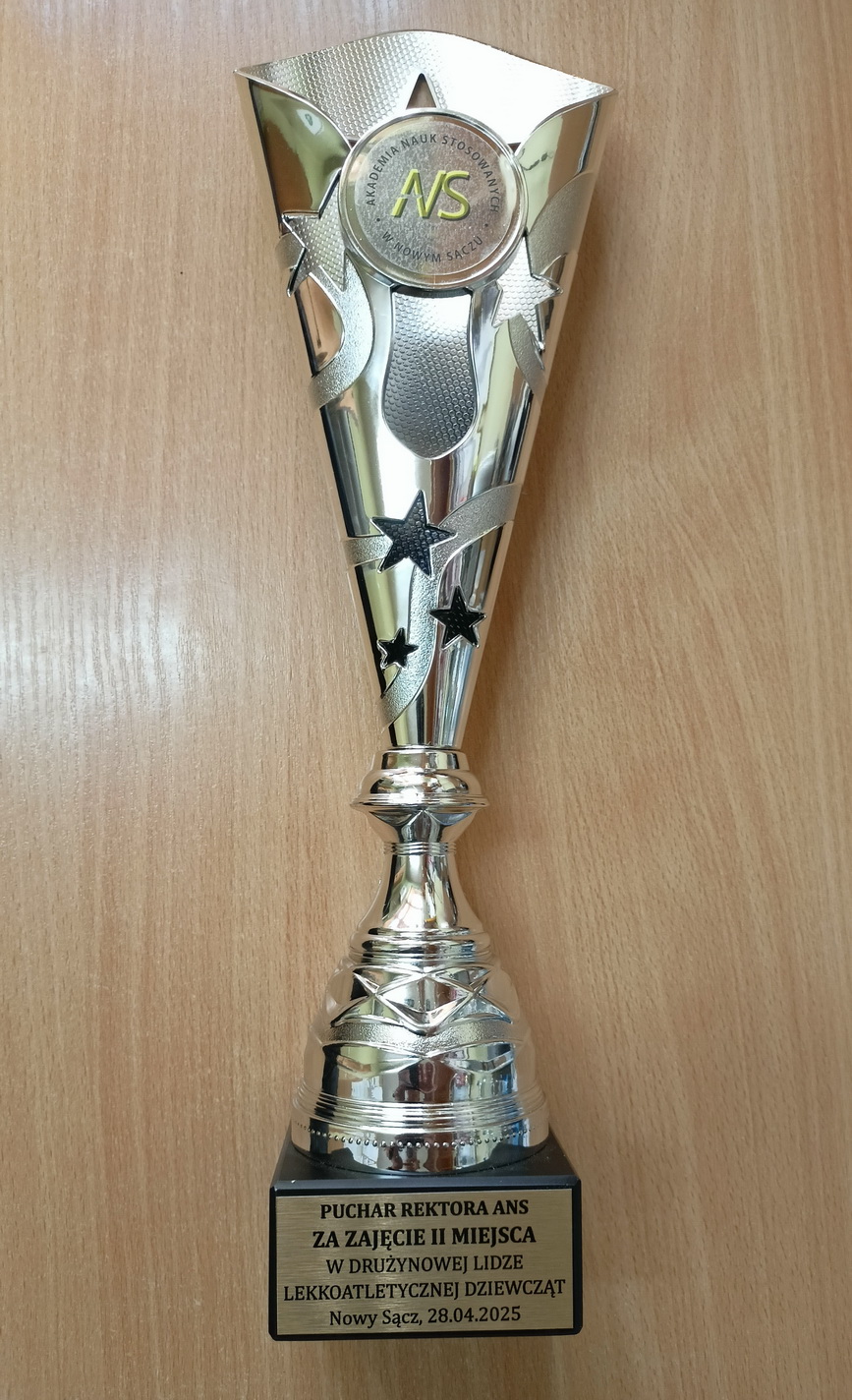 Zdjęcie Drużynowa Liga Dz LA II rzut 04-2025 (16)d7dcc416-60de-4084-92d7-7ff387a504f7.jpg w galerii Drużynowa Liga LA dziewcząt - II rzut (28.04.2025)